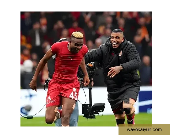 奥斯梅恩重返赛场，伤后复出展现惊人状态，备受期待